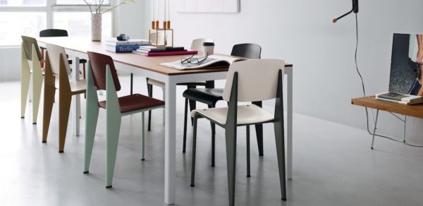 Angers Nantes Cholet Saumur Icones Chaise Standard Vitra SP rouge Japonnais 2