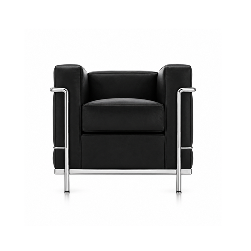 Fauteuil LC2 Cassina en cuir LCX noir et structure en acier chromé, vue de face sur fond blanc
