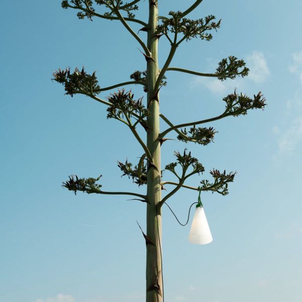 Angers Nantes Cholet Saumur Icones Flos Mayday Lampe a poser vert outdoor Constantin Grcic 4
