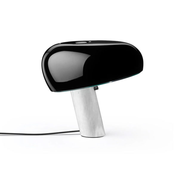 Angers Nantes Cholet Saumur Icones Flos Snoopy Noir Marbre Blanc Achille Castiglioni lampe de table 1011