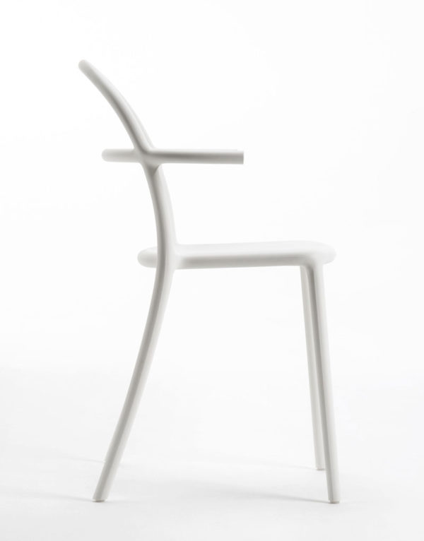 Angers Nantes Cholet Saumur Icones Kartell Chaise Généric C Blanc Mat philippe starck 3