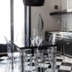 Angers Nantes Cholet Saumur Icones Kartell Chaise cristal transparent Victoria Ghost philippe starck 2