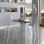 Angers Nantes Cholet Saumur Icones Kartell Chaise cristal transparent Victoria Ghost philippe starck 5