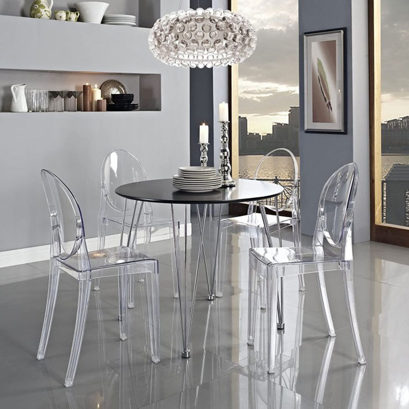 Angers Nantes Cholet Saumur Icones Kartell Chaise cristal transparent Victoria Ghost philippe starck 5