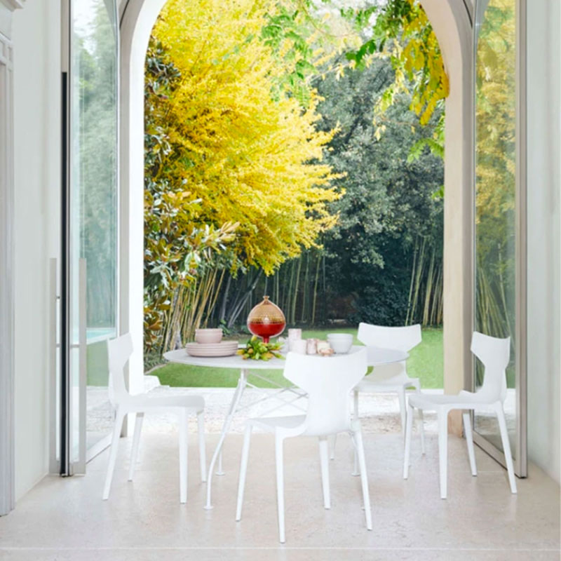 Angers Nantes Cholet Saumur Icones Kartell fauteuil chaise RE Chair Blanc Antonio  citterio 5