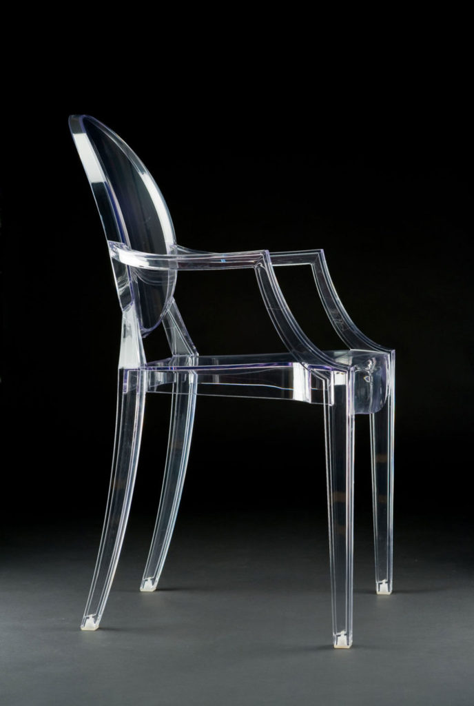 Angers Nantes Cholet Saumur Icones Kartell fauteuil cristal transparent Louis Ghost philippe starck 5
