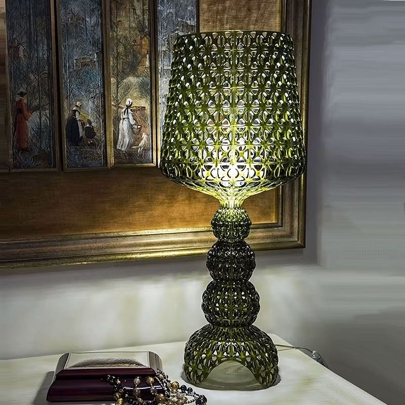 Angers Nantes Cholet Saumur Icones Kartell kabuki transparent lampe a poser cristal Ferruccio Laviani 3
