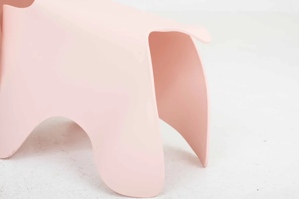 Angers Nantes Cholet Saumur Icones Objet Vitra Elephant Eames rose Tendre 7