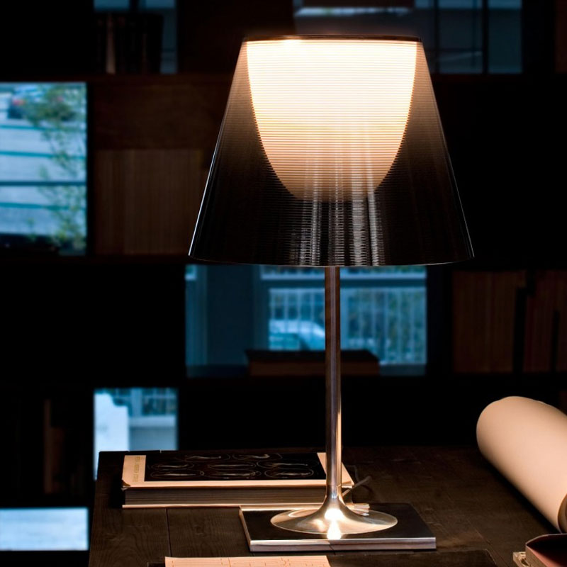 Angers Nantes Cholet Saumur Paris Bordeaux Le Mans Tours Rennes poitiers  Icones Flos K Tribe T 1 Philippe Starck Transparent Chrome lampe de table