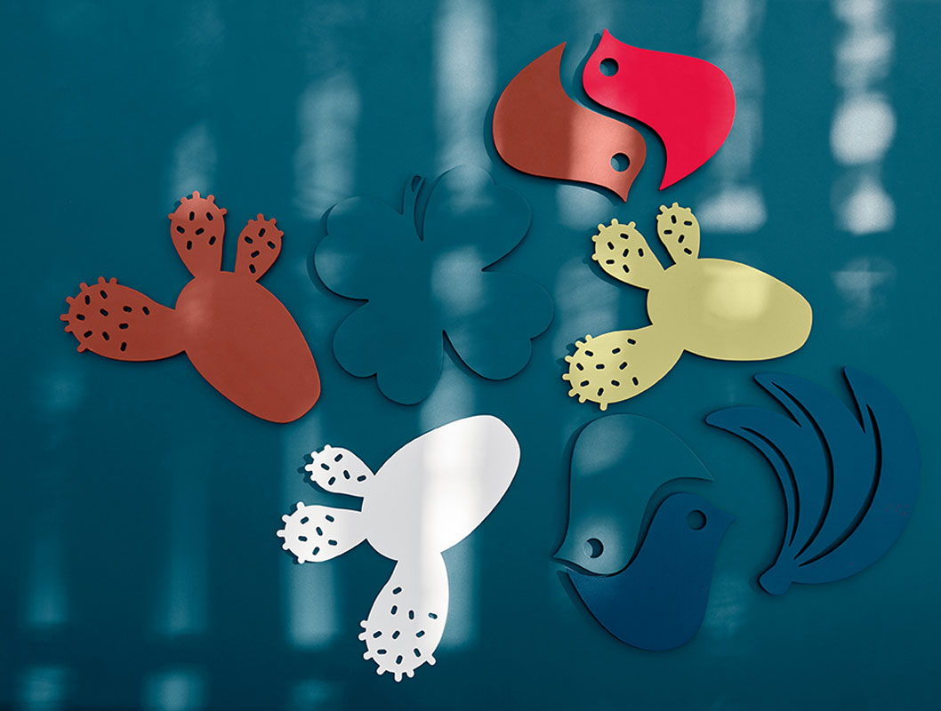 Angers Nantes Cholet Saumur Icones Fermob dessous de plat monstera cerise noir outdoor accesoire objet 6