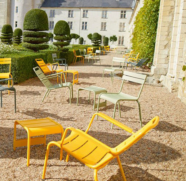 Angers Nantes Cholet Saumur Icones Fermob fauteuil lounge Outdoor mobilier exterieur jaune Miel Sofia frederic 1