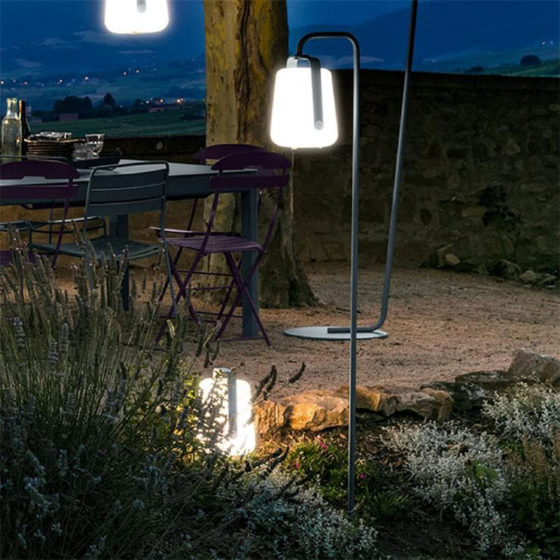 Angers Nantes Cholet Saumur Icones Fermob lampe Balad Batterie 25 outdoor carbone Tristan Lohner 2