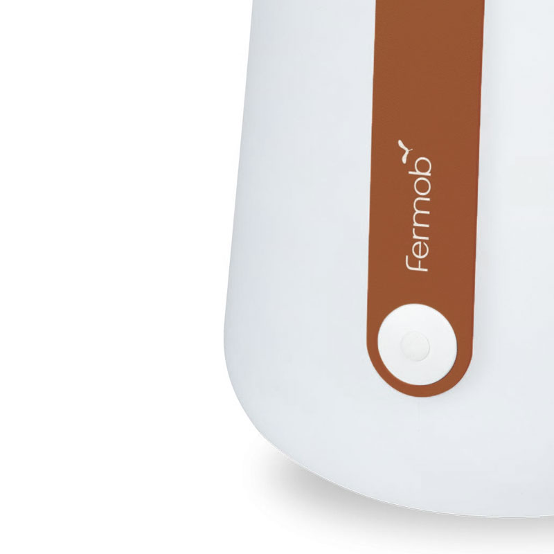 Angers Nantes Cholet Saumur Icones Fermob lampe Balad Batterie 38 outdoor Ocre rouge Tristan Lohner 001