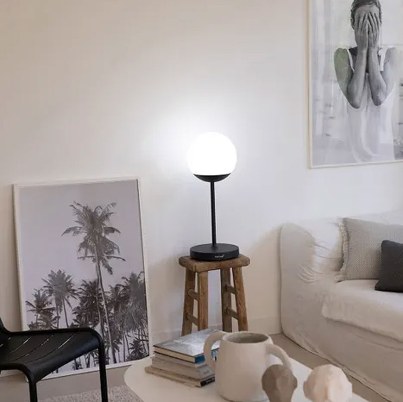 Angers Nantes Cholet Saumur Icones Fermob lampe Moon 40 outdoor carbone Tristan Lohner 7