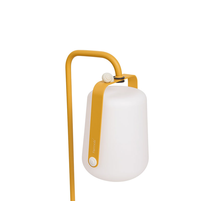 Angers Nantes Cholet Saumur Icones Fermob pied lampe Balad Batterie 25 outdoor jaune miel Tristan Lohner 00