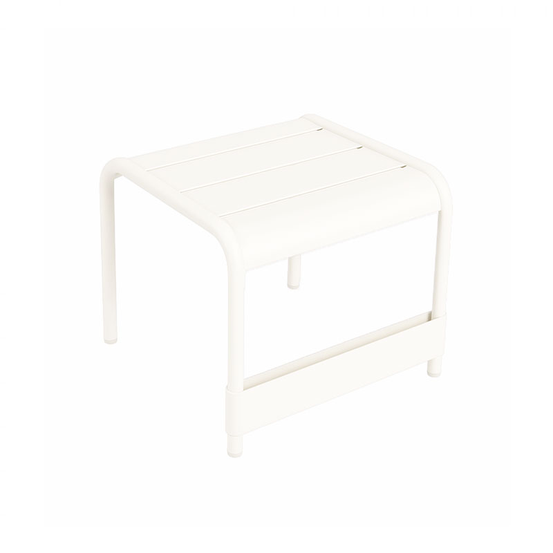 Angers Nantes Cholet Saumur Icones Fermob repose pied table basse Outdoor mobilier exterieur Blanc coton Sofia frederic 00