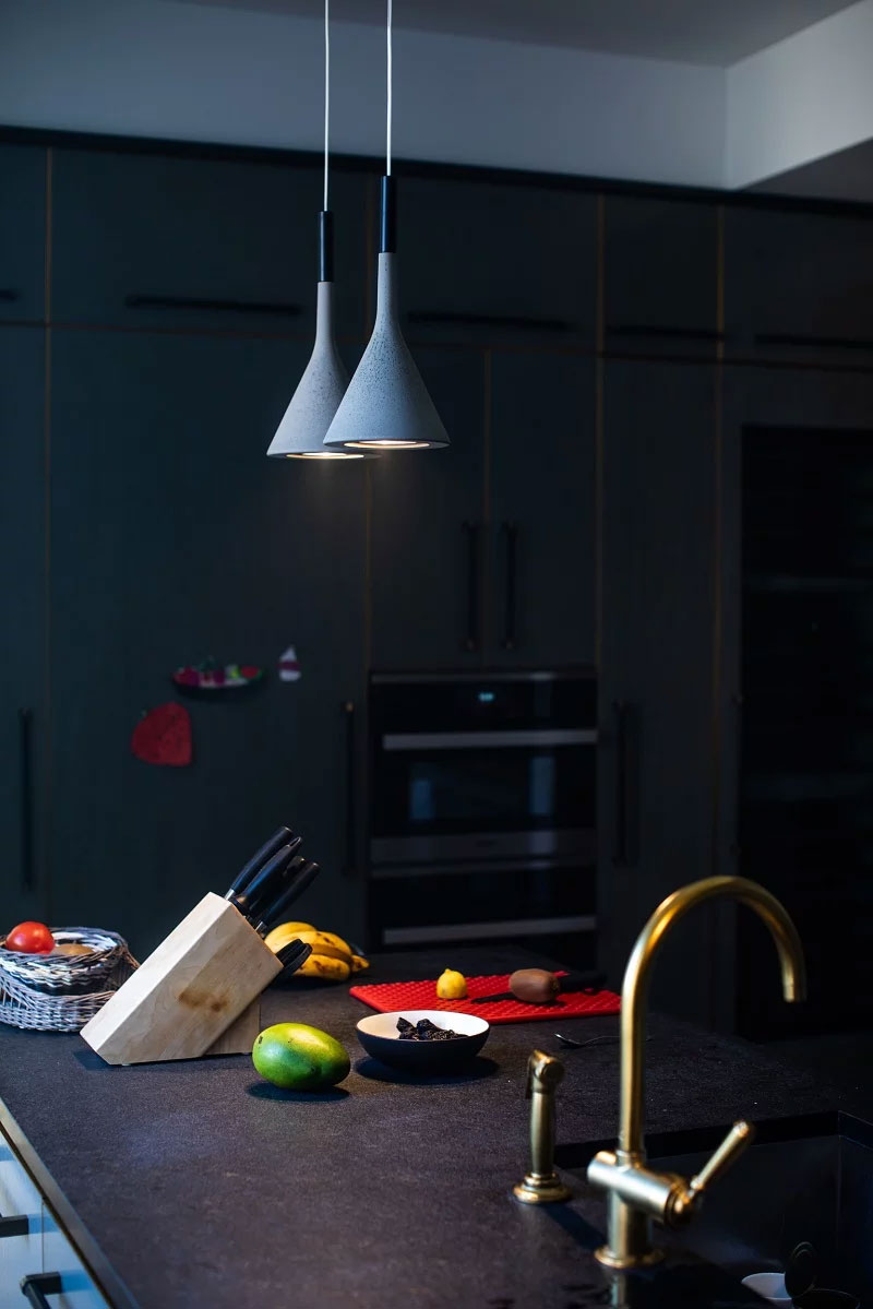 Angers Nantes Cholet Saumur Icones Foscarini Suspension Mini Aplomb ciment banc Paolo LUCIDI & Luca PEVERE 4