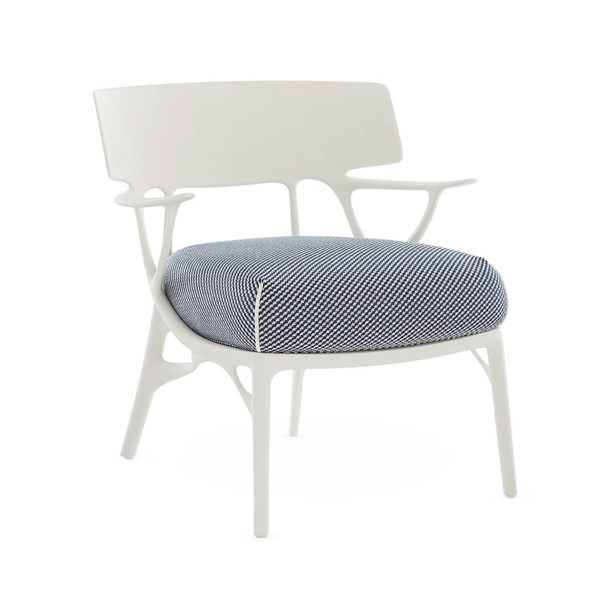 Angers Nantes Cholet Saumur Icones Kartell Fauteuil A.I outdoor Blanc Mat blanc Marine Bleu mat blanc Philippe Starck