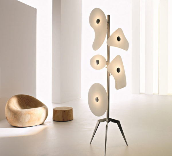Angers Nantes Cholet Saumur Icones Kartell Lampadaire luminaire Foscarini Blanc Orbital Ferruccio Laviani 3