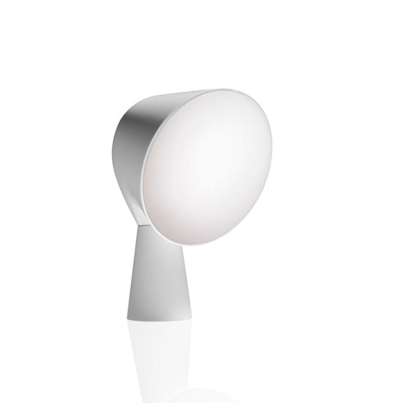 Angers Nantes Cholet Saumur Icones Kartell Lampe a poser Binic Blanc Foscarini Ionna Vautrin