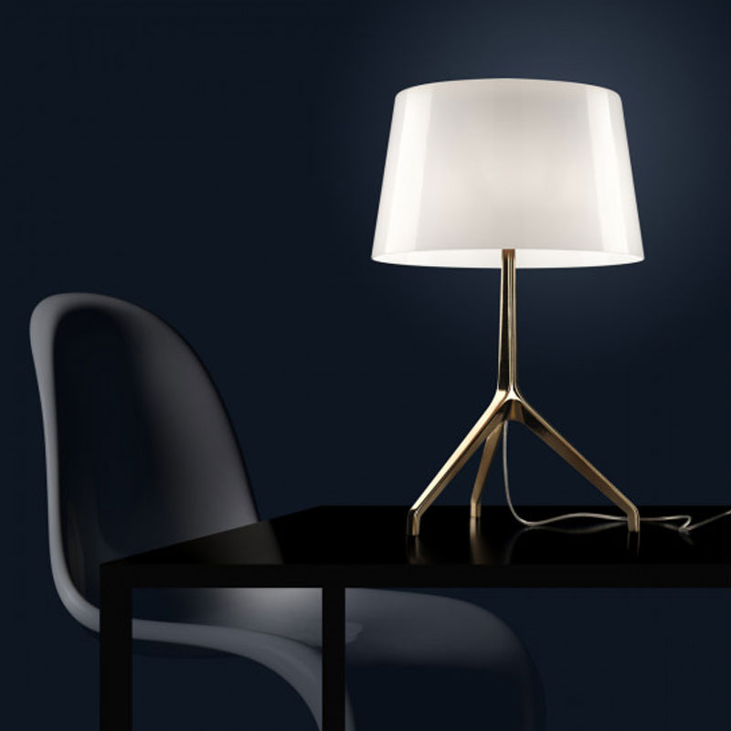 Angers Nantes Cholet Saumur Icones Kartell Lampe a poser Lumiere Lumière XXS aluminium chromé noir Foscarini Blanc Rodolfo Dordoni 6