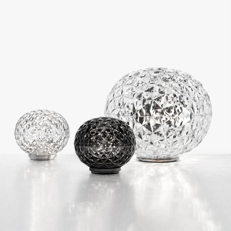 Angers Nantes Cholet Saumur Icones Kartell Lampe a poser mini Planet Gris Fumé Tokujin Yoshioka 2