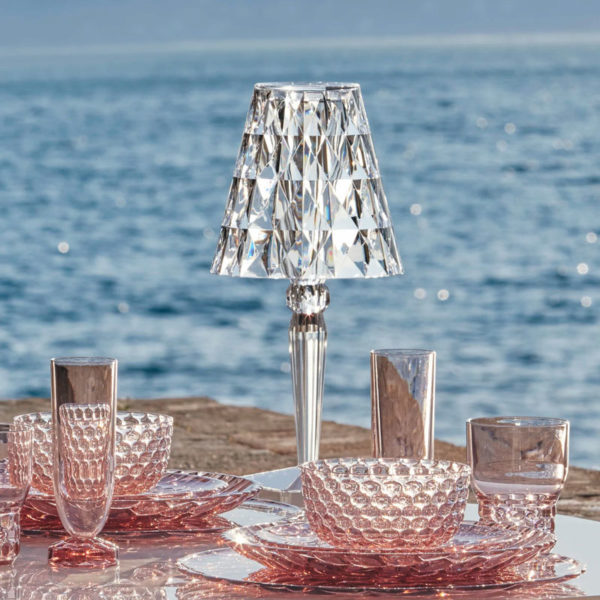 Angers Nantes Cholet Saumur Icones Kartell Tea lampe a poser Batterie Battery cristal Ferruccio Laviani 4