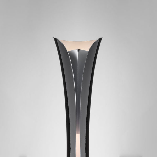Angers Nantes Cholet Saumur Icones Artemide Lampadaire Cadmo Noir Blanc Luminaire design Karim Rashid 6