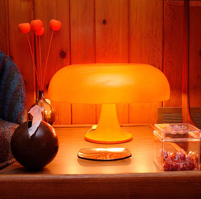 Angers Nantes Cholet Saumur Icones Artemide Lampe a poser Nessino Orange Giancarlo Mattioli 2