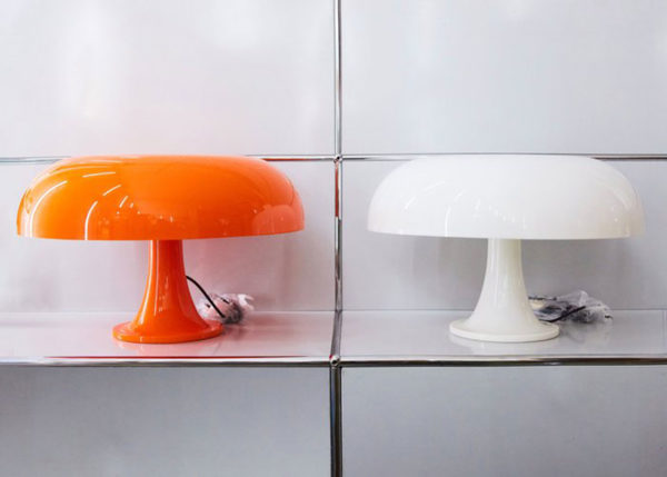 Angers Nantes Cholet Saumur Icones Artemide Lampe a poser Nesso Blanc Giancarlo Mattioli 1