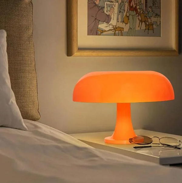 Angers Nantes Cholet Saumur Icones Artemide Lampe a poser Nesso Orange Giancarlo Mattioli 3