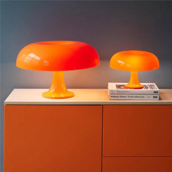 Angers Nantes Cholet Saumur Icones Artemide Lampe a poser Nesso Orange Giancarlo Mattioli 6