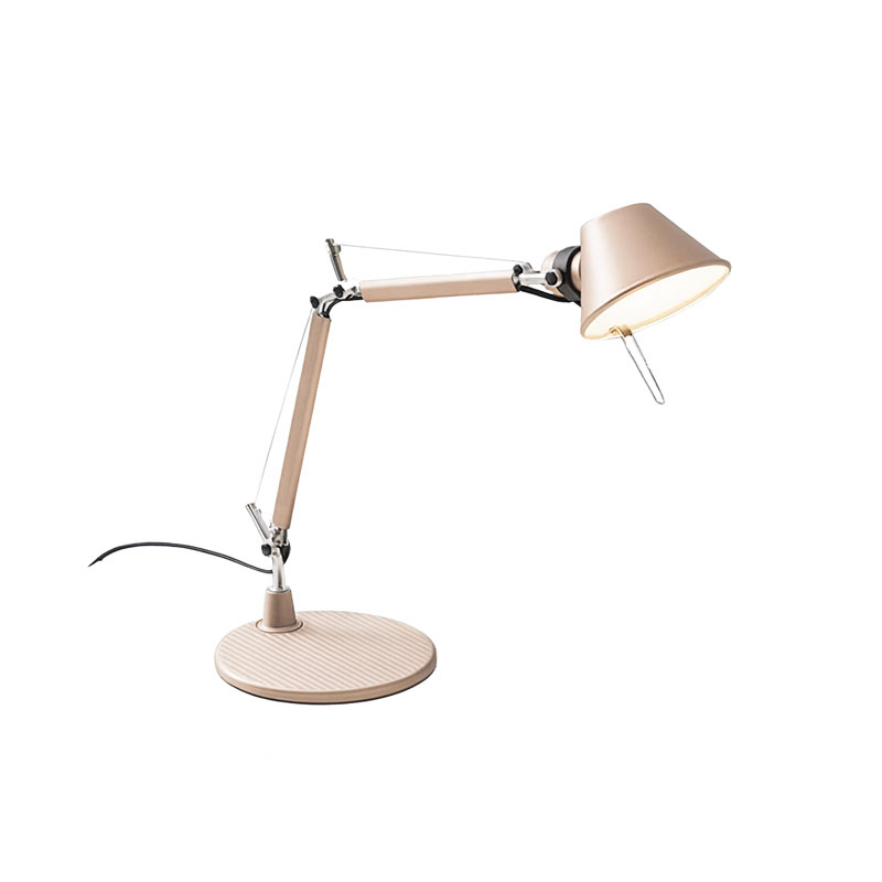 Angers Nantes Cholet Saumur Icones Artemide Lampe de bureau Tolomeo Micro cuivre brossé rAluminium Michele De Lucchi 01