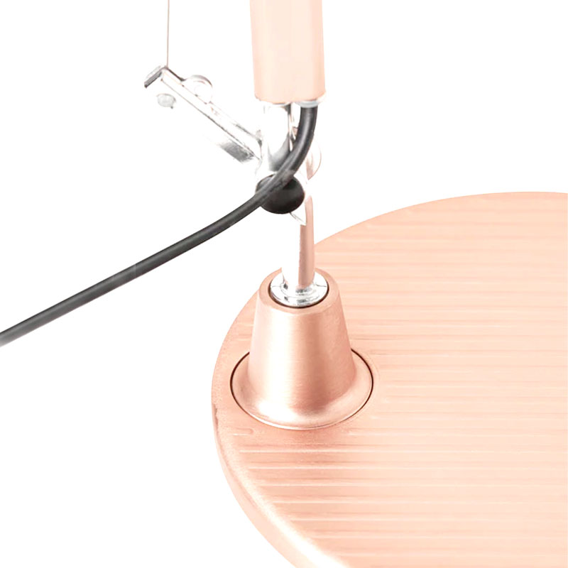 Angers Nantes Cholet Saumur Icones Artemide Lampe de bureau Tolomeo Micro cuivre brossé rAluminium Michele De Lucchi 4