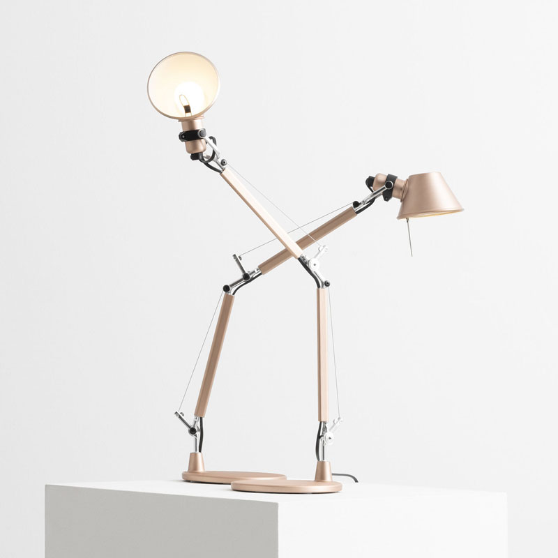 Angers Nantes Cholet Saumur Icones Artemide Lampe de bureau Tolomeo Micro cuivre brossé rAluminium Michele De Lucchi 8