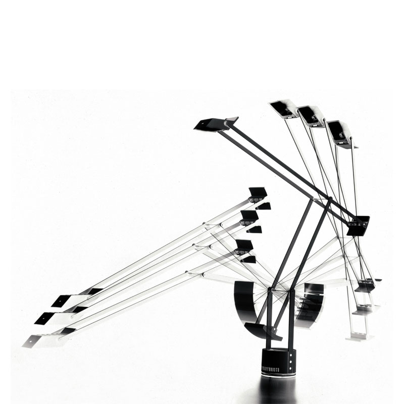 Angers Nantes Cholet Saumur Icones Artemide Lampe de bureau table Tizio Noir Richard Sapper 7