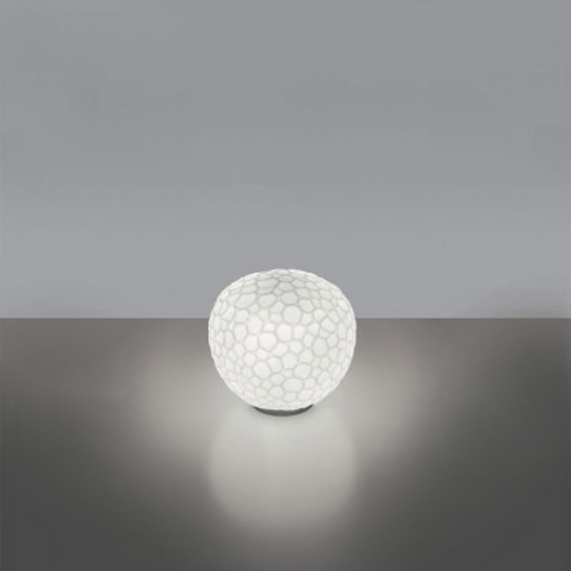 Angers Nantes Cholet Saumur Icones Artemide lampe de table chevet Méteorite verre blanc Pio & Tito Toso 7