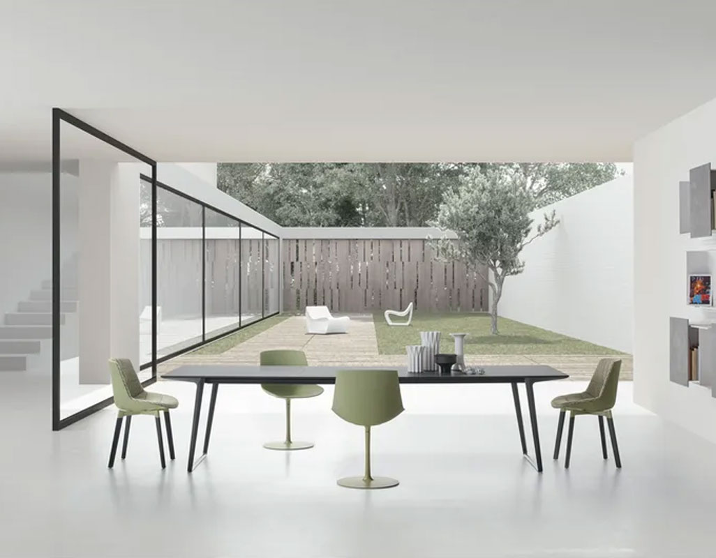 Angers Nantes Cholet Saumur Icones Chaise Flow Chair Blanc  Mdf Italia Jean Marie Massaud pied central pivotant 1