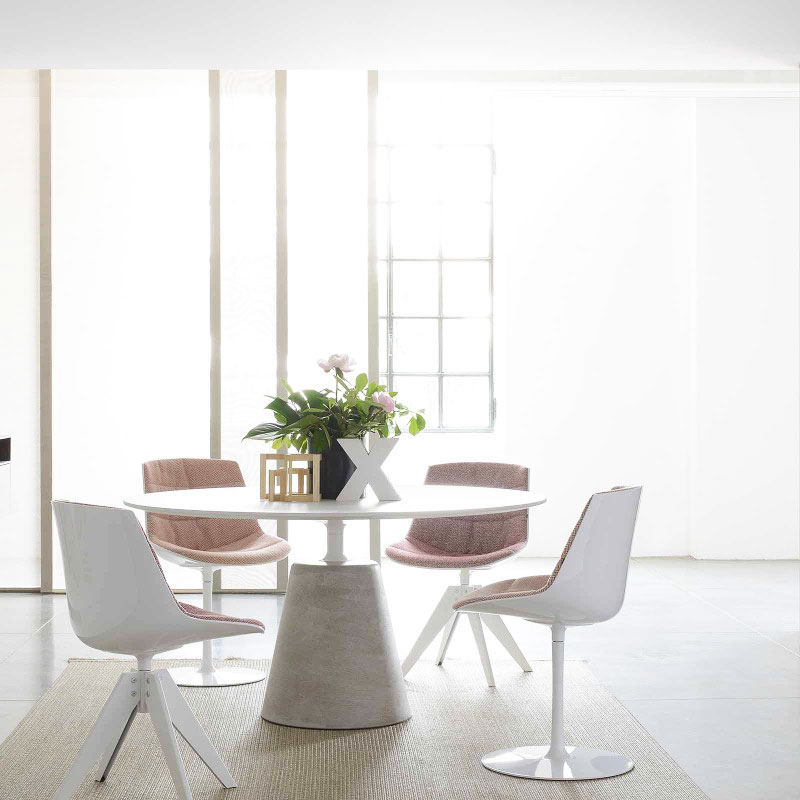 Angers Nantes Cholet Saumur Icones Chaise Flow Chair Blanc  Mdf Italia Jean Marie Massaud pied central pivotant 3