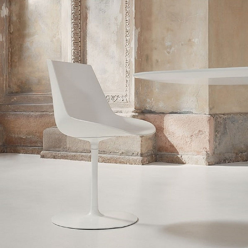 Angers Nantes Cholet Saumur Icones Chaise Flow Chair Blanc  Mdf Italia Jean Marie Massaud pied central pivotant 4