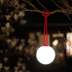 Angers Nantes Cholet Saumur Icones Fatboy Lampe Batterie nomade outdoor Bolleke Rouge rechargeable suspension 2