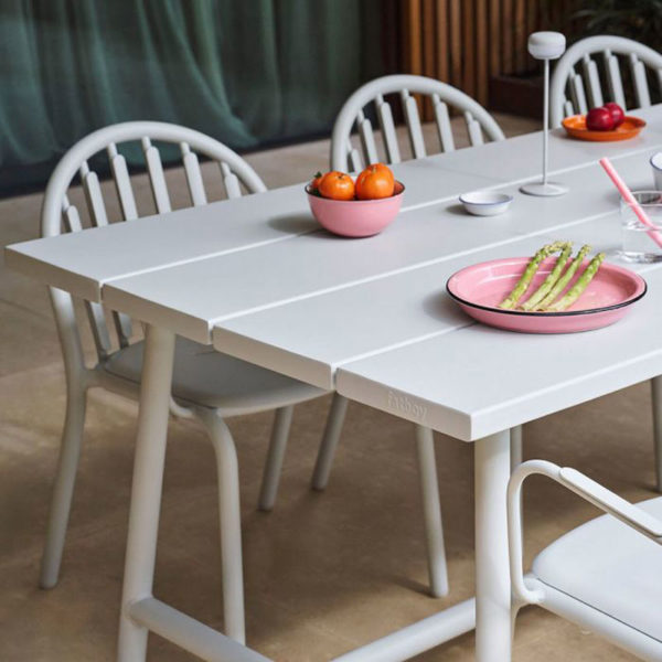 Angers Nantes Cholet Saumur Icones Fatboy Table de repas fred's mobilier outdoor Gris Argile exterieur pliante 8