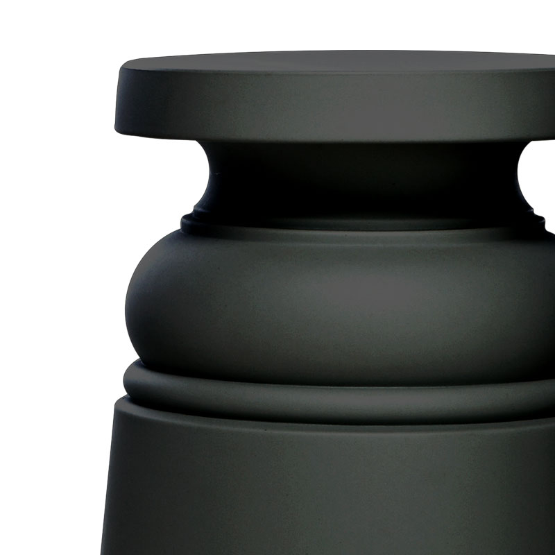 Angers Nantes Cholet Saumur Icones Moooï Tabouret New Antiques noir Marcel Wanders 0