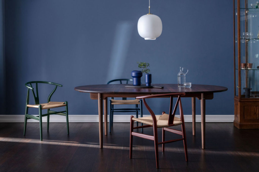 Angers Nantes Cholet Saumur Icones Chaise Fauteuil Carl Hansen CH24 Soft Bleu Wishbone Scandinave Hans J Wegner 12