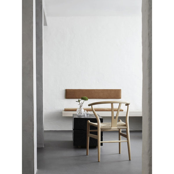Angers Nantes Cholet Saumur Icones Chaise Fauteuil Carl Hansen CH24 blanchi savon Chêne mobilier Wishbone Scandinave Hans J Wegner 9