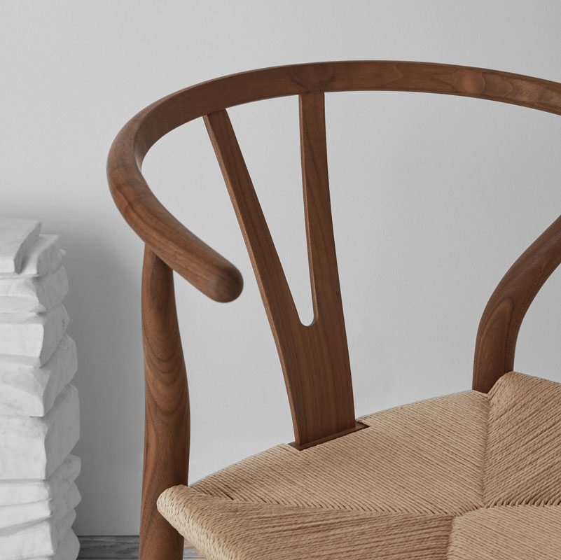 Angers Nantes Cholet Saumur Icones Chaise Fauteuil Carl Hansen CH24 savon Noyer mobilier Wishbone Scandinave Hans J Wegner 1