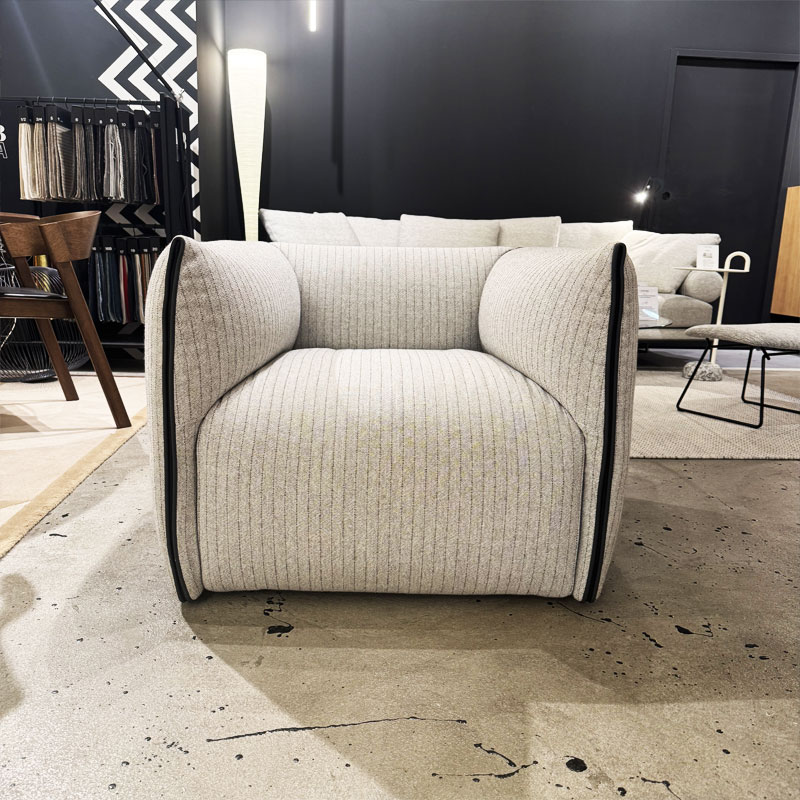 Angers Nantes Cholet Saumur Icones Fauteuil Mia Mdf Italia Bleu gris Francesco Bettoni 05