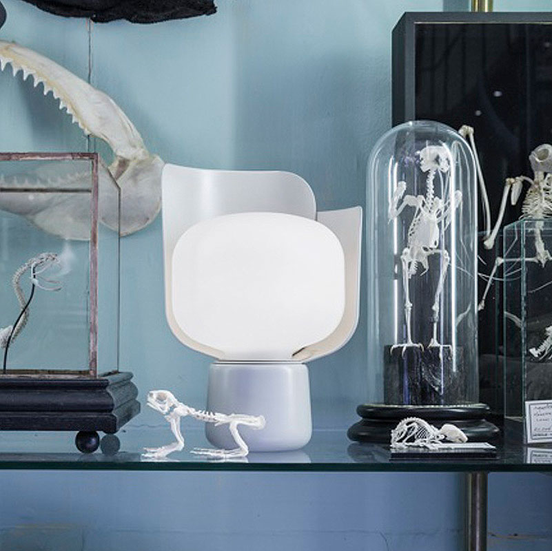 Angers Nantes Cholet Saumur Icones Fontana Arte Lame a poser Blom Blanc Fleur luminaire design Andreas Engesvik 1