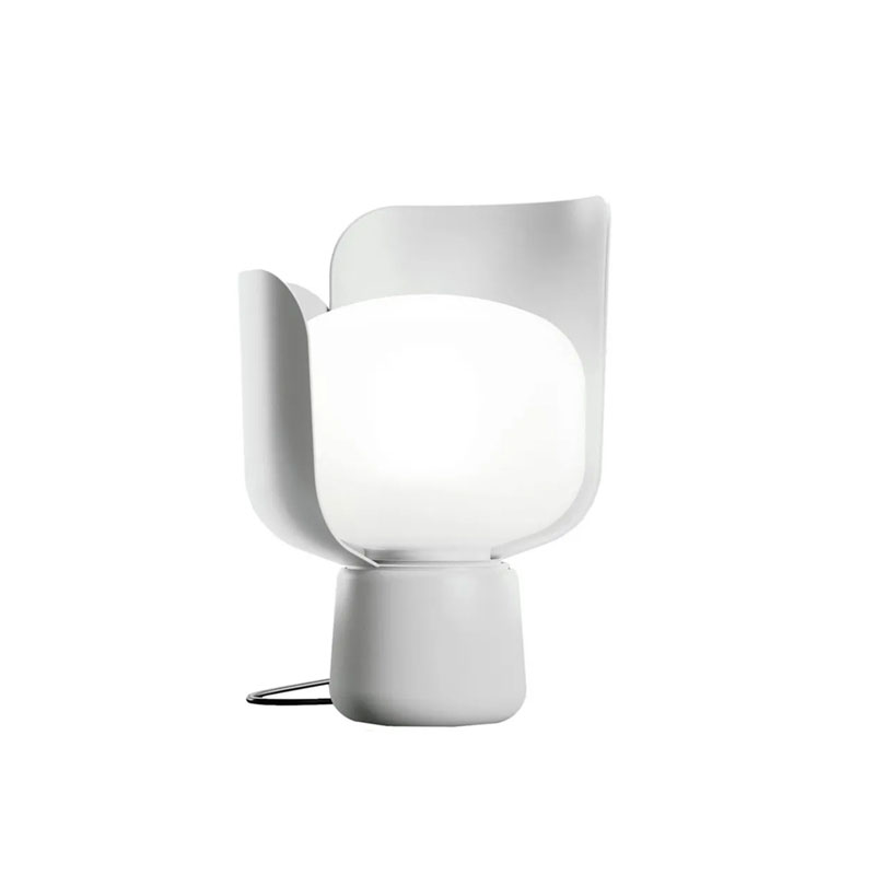 Angers Nantes Cholet Saumur Icones Fontana Arte Lame a poser Blom Blanc Fleur luminaire design Andreas Engesvik 8