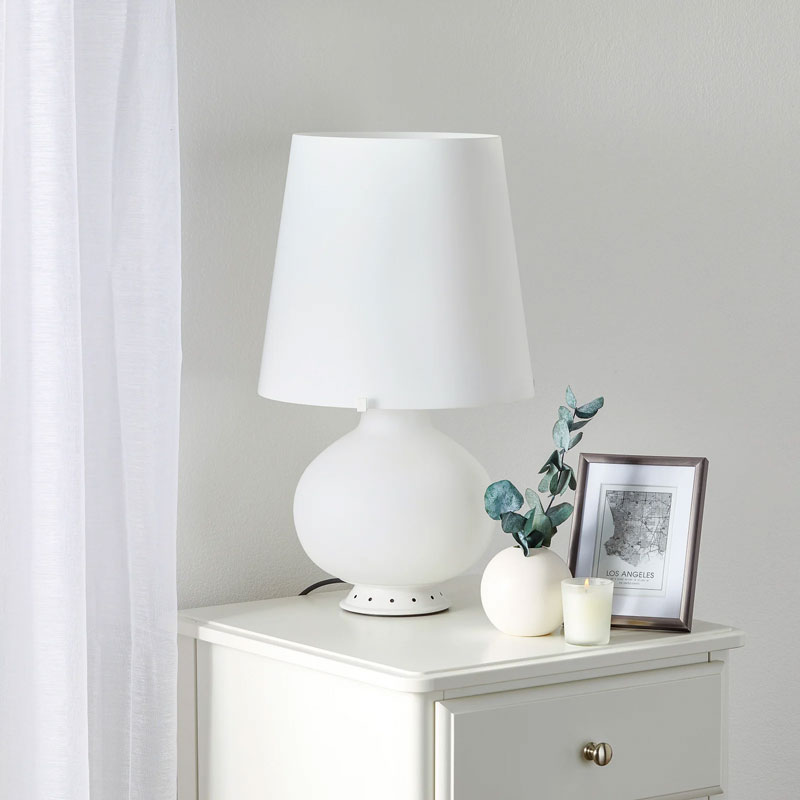 Angers Nantes Cholet Saumur Icones Fontana Arte Lame a poser Fontana verre blanc opalin luminaire design Max Ingrand 2